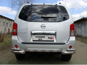 Рамка номерного знака Nissan Pathfinder (комплект)