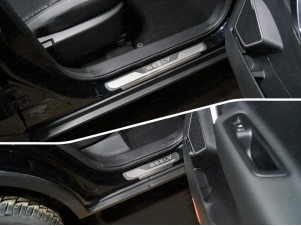 Накладки на пороги шлифованный лист надпись Geely 4 штуки для Geely Atlas № GEELEATL18-05